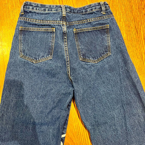 UNIQUE “PAINTED” JEANS - Picture 6 of 10